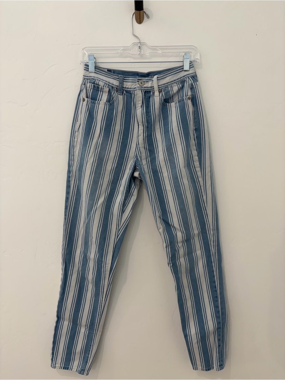 American Eagle Blue White Striped High Rise Mom Jeans Size 2 Long